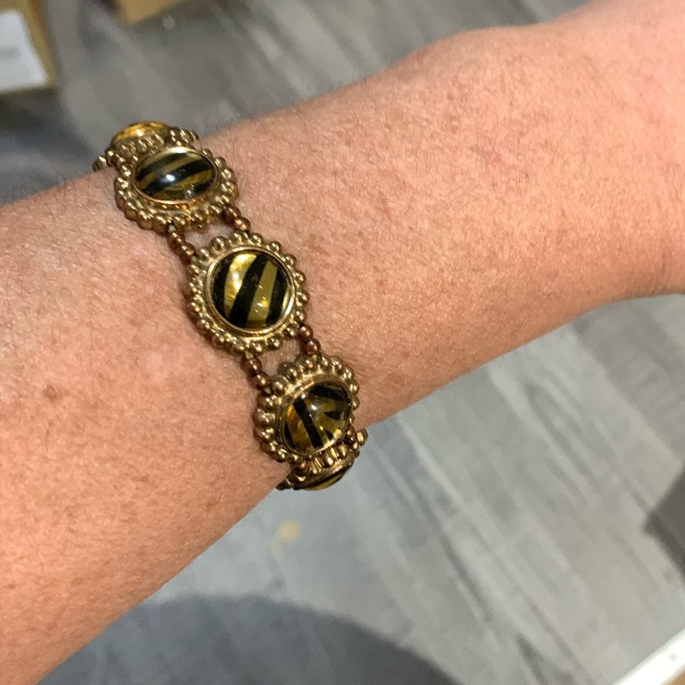 Beautiful stretch bracelet